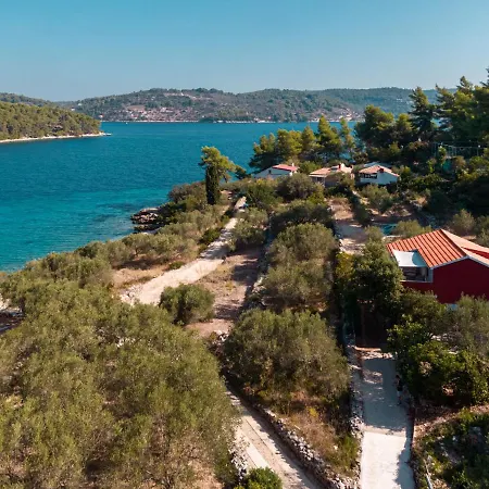 House Rosa - Holiday 70 Metres Away From Picena Beach! Vela Luka