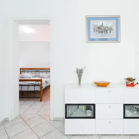 House Rosa - Holiday 70 Metres Away From Picena Beach! Nyaraló