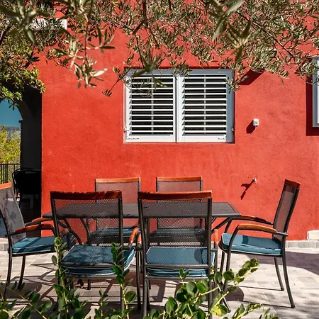 Holiday home House Rosa - Holiday 70 Metres Away From Picena Beach! Vela Luka